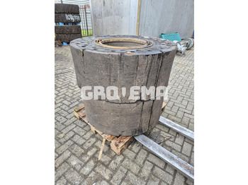 Pneus et jantes LIEBHERR