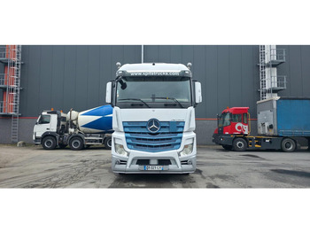 Tracteur routier Mercedes-Benz Actros 1845: photos 2 Tracteur routier Mercedes-Benz Actros 1845: photos 2