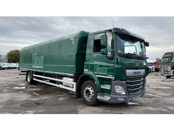 Camion plateau DAF CF