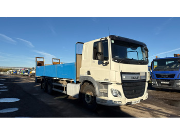 Camion plateau DAF CF 330