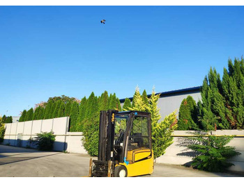 Chariot élévateur électrique YALE