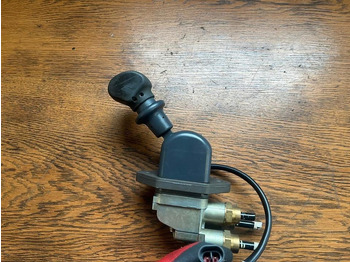 Valve de frein pour Camion IVECO Stralis KNORR-BREMSE Bremsventil Handbremsventil DPM90EY: photos 4