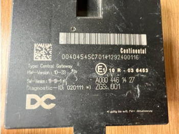 Bloc de gestion pour Camion Mercedes Continental Central Gateway Steuergerät A 000 446 14 27: photos 2 Bloc de gestion pour Camion Mercedes Continental Central Gateway Steuergerät A 000 446 14 27: photos 2