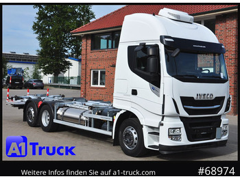 Camion porte-conteneur/ Caisse mobile IVECO