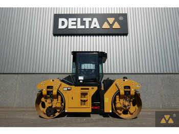 Compacteur CATERPILLAR