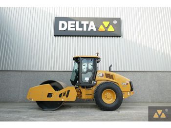 Compacteur CATERPILLAR