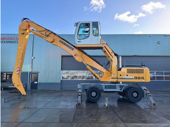 Pelle de manutention LIEBHERR A 924