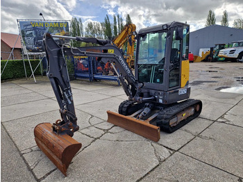 Mini pelle VOLVO ECR25D