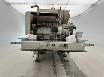 Semi-remorque malaxeur MOL Mixer 10 cub: photos 2