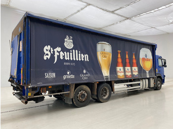 Camion à rideaux coulissants Volvo FM 300 - 6x2: photos 4 Camion à rideaux coulissants Volvo FM 300 - 6x2: photos 4