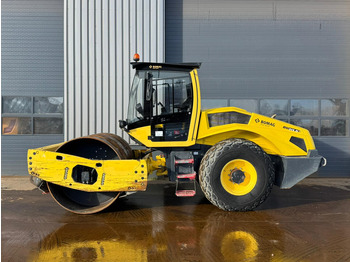 Compacteur BOMAG