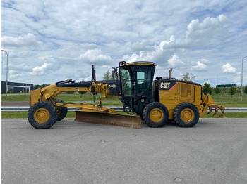 Niveleuse CATERPILLAR 140M