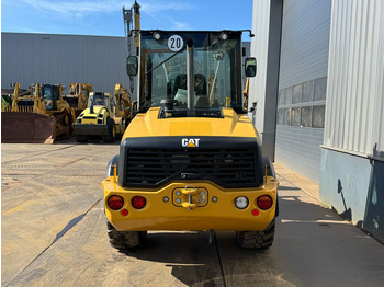 Chargeuse sur pneus Caterpillar 908M: photos 4