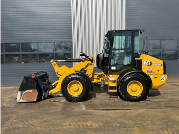 Chargeuse sur pneus Caterpillar 908M: photos 2
