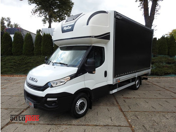 Véhicule utilitaire plateau baché IVECO Daily 35s18