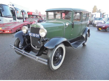 Voiture à hayon FORD