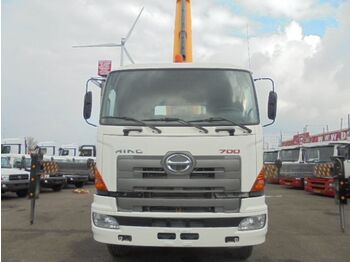 Crédit-bail Hino 700 6X4 Hino 700 6X4: photos 2