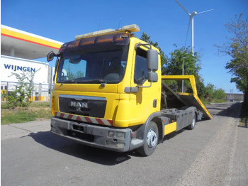 Camion porte-voitures MAN TGL 8.220