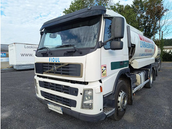 Camion citerne VOLVO FM 440