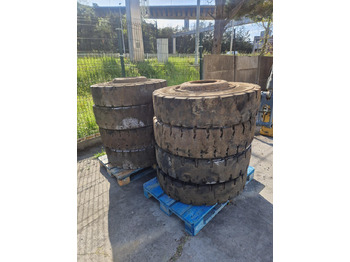 Roue complète pour Engins de chantier RUEDAS MACIZAS 12.00R20: photos 4 Roue complète pour Engins de chantier RUEDAS MACIZAS 12.00R20: photos 4