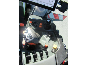 Tracteur agricole Claas Xerion 5000 Trac: photos 3