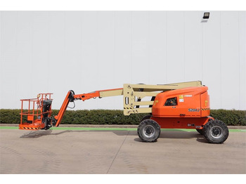 Nacelle articulée JLG
