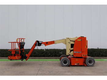 Nacelle articulée JLG