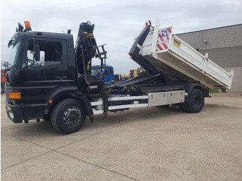 Camion grue MERCEDES-BENZ Atego