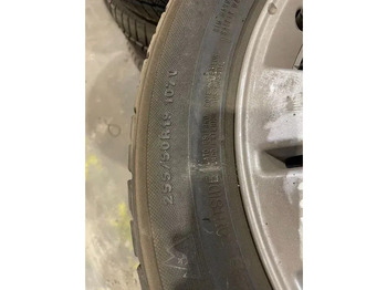 Pneus et jantes pour Voiture Kumho Kumho banden met Mercedes velgen 255/50 R19 107V: photos 4