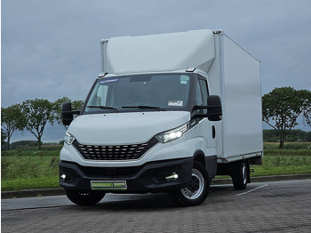 Fourgon IVECO Daily 35s18