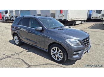 Voiture MERCEDES-BENZ