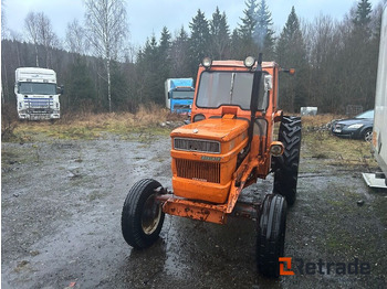 Tracteur agricole FIAT