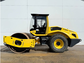 Compacteur BOMAG