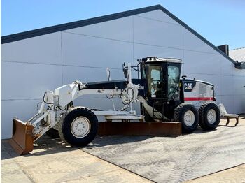 Niveleuse CATERPILLAR 120