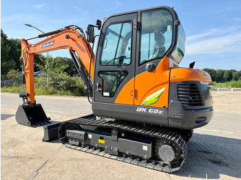 Mini pelle neuf Doosan DX60 E-10N NEW!: photos 3 Mini pelle neuf Doosan DX60 E-10N NEW!: photos 3
