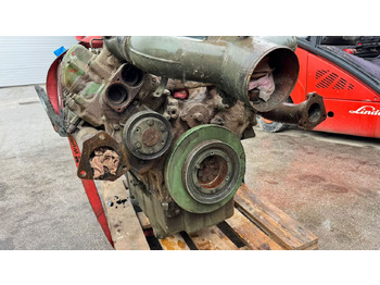 Crédit-bail Mercedes-Benz Engine V10 - OM 403.1 - nr.2 Mercedes-Benz Engine V10 - OM 403.1 - nr.2: photos 2 Crédit-bail Mercedes-Benz Engine V10 - OM 403.1 - nr.2 Mercedes-Benz Engine V10 - OM 403.1 - nr.2: photos 2