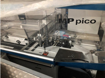 Machine d'emballage et de conditionnement