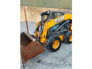 Mini chargeuse 2014 CASE SV300: photos 3 Mini chargeuse 2014 CASE SV300: photos 3