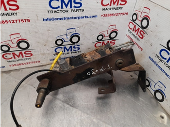 Pièces de frein pour Machine agricole New Holland T7030 Case T6000, Puma Valves Bracket Support 84145741, 84145738: photos 2