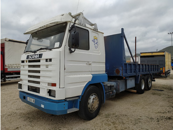 Camion benne SCANIA 143