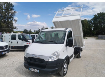 Véhicule utilitaire benne IVECO Daily 35c11