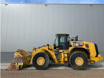 Chargeuse sur pneus CATERPILLAR 980M