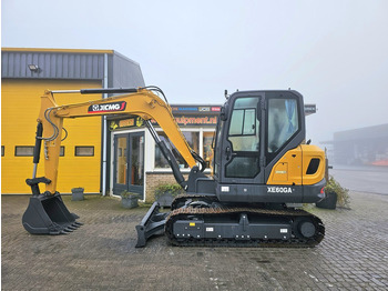 Mini pelle XCMG XE60GA