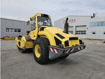 Compacteur à pieds de mouton/ Monocylindre BOMAG BW213DH-4 BVC: photos 2 Compacteur à pieds de mouton/ Monocylindre BOMAG BW213DH-4 BVC: photos 2