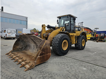 Chargeuse sur pneus CATERPILLAR 966K