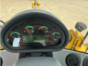 Chargeuse sur pneus Cat 926M: photos 5