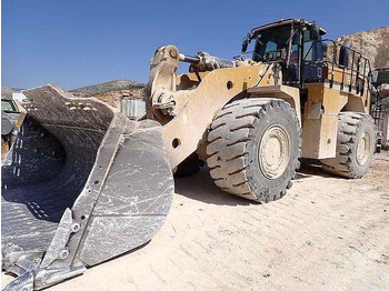 Chargeuse sur pneus CATERPILLAR 988K