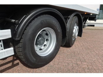 Camion frigorifique Mercedes-Benz 2530 L Koel / vries Carrier supra 1050 + klep 2500 kg: photos 4