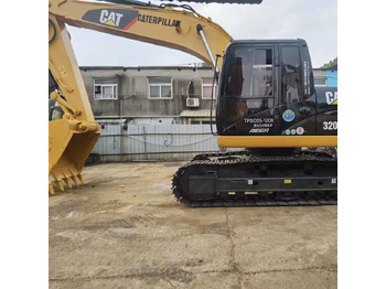 Pelle CATERPILLAR 320D