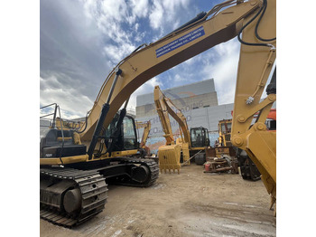 Pelle sur chenille CATERPILLAR 336D2